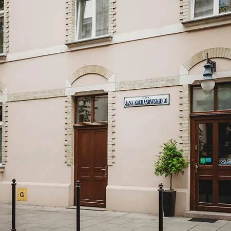 Antique Old Town Apartment *
