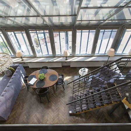 Antique Old Town Apartment *