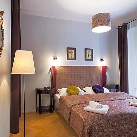 Apartment Antique Old Town *