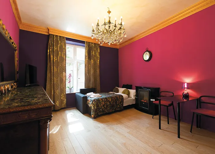 Antique Old Town דירה *