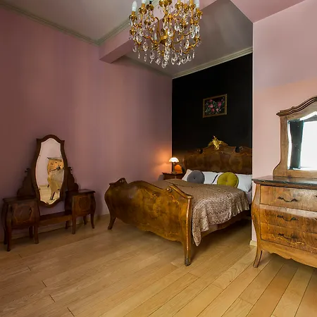 Apartment Antique Old Town *