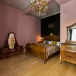דירה Antique Old Town *
